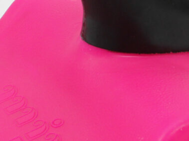 pink neon detail
