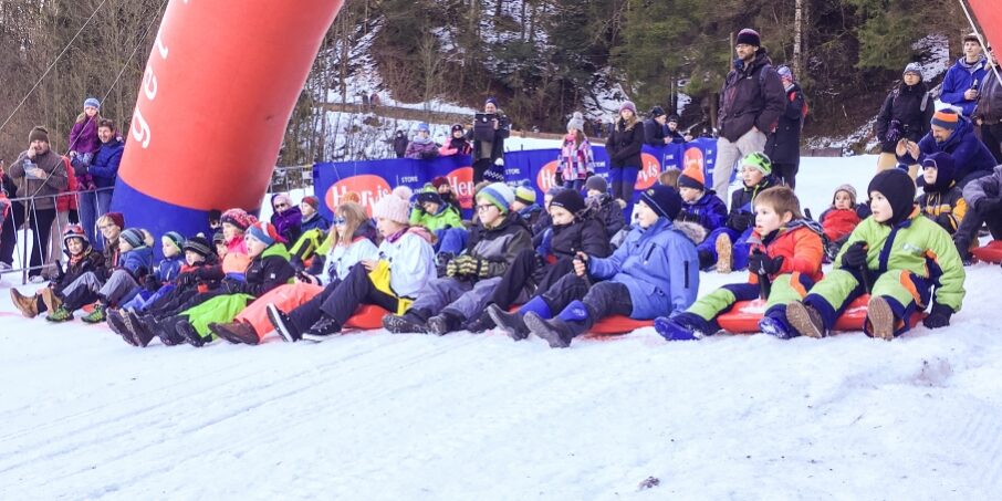 Hornschlitten Zipflbobrennen