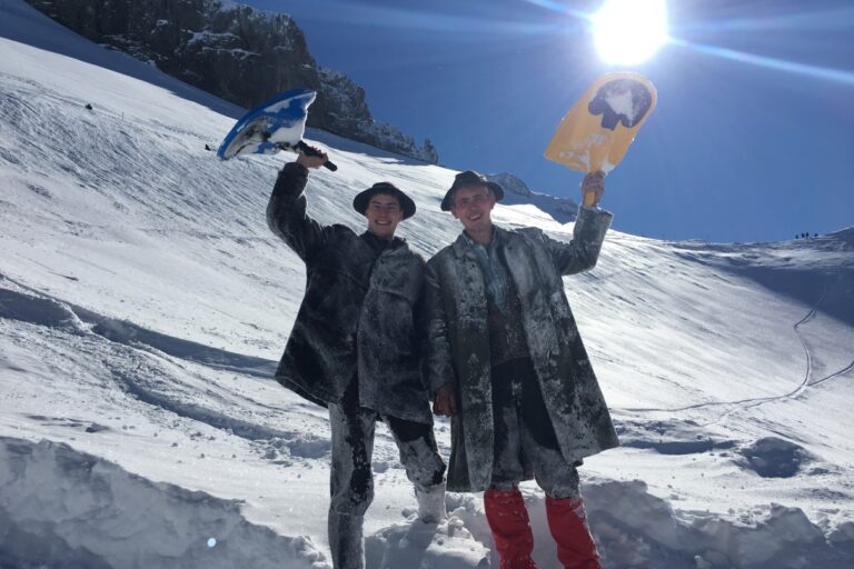 Zipfelbob blau und rot – Dammkar Dammkar Abfahrt Zipfy